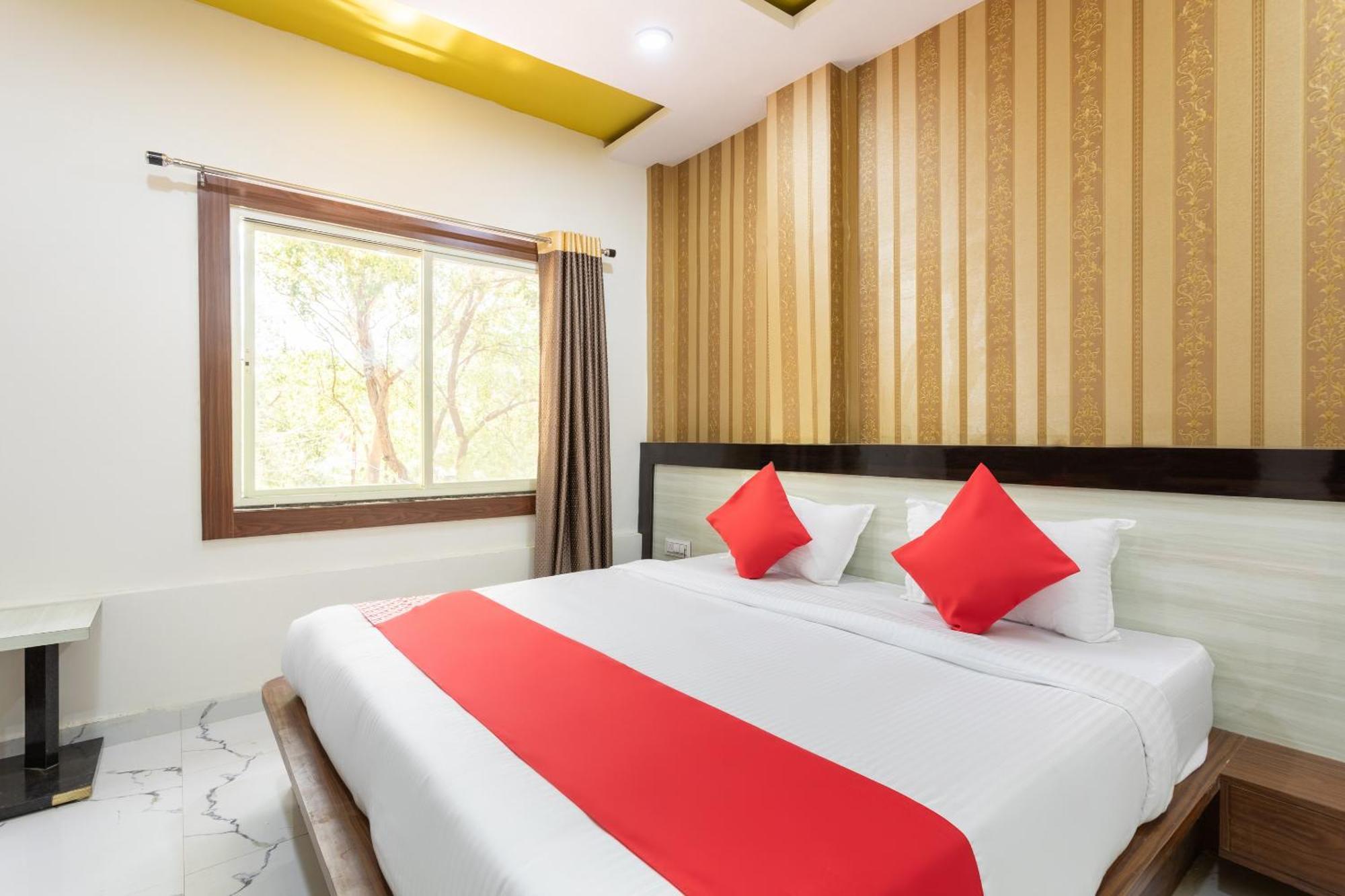 Hotel O Savitri Regency Бхопал Экстерьер фото