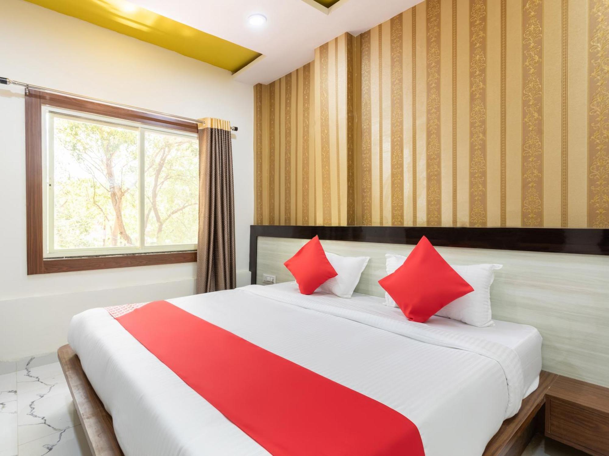 Hotel O Savitri Regency Бхопал Экстерьер фото