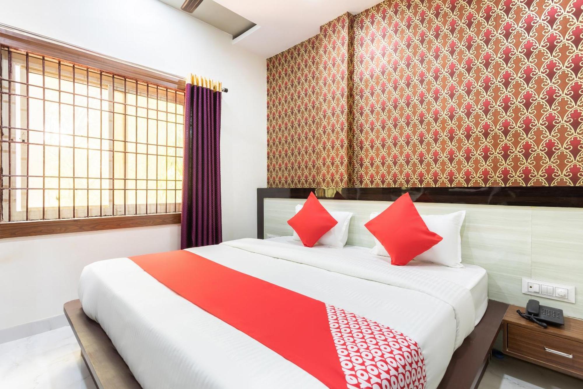 Hotel O Savitri Regency Бхопал Экстерьер фото